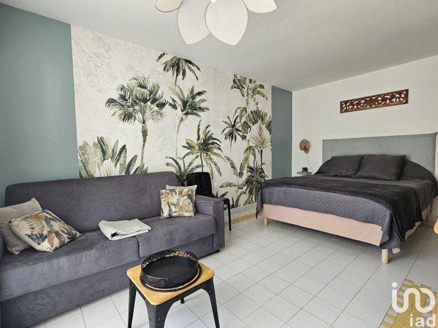Appartement 1 pièce de 25 m² à Saint-François (97118)