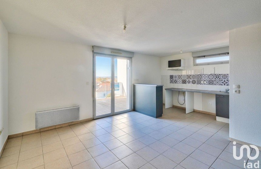 Apartment 3 rooms of 67 m² in Agde (34300)