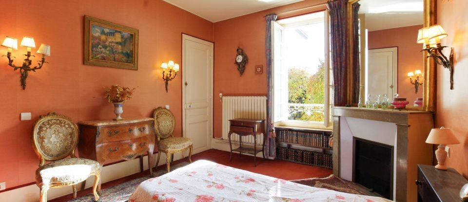 House 8 rooms of 230 m² in Vernouillet (78540)