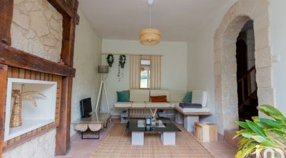 House 3 rooms of 74 m² in Fontenay-Saint-Père (78440)