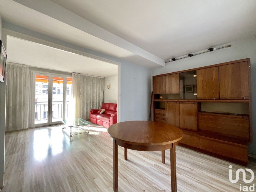 Appartement 4 pièces de 65 m² à Villeurbanne (69100)
