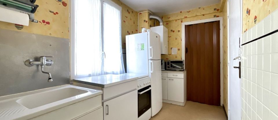 Apartment 4 rooms of 65 m² in Villeurbanne (69100)