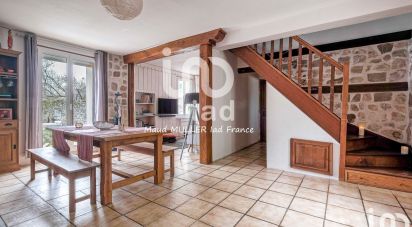 House 5 rooms of 110 m² in Nanteuil-le-Haudouin (60440)