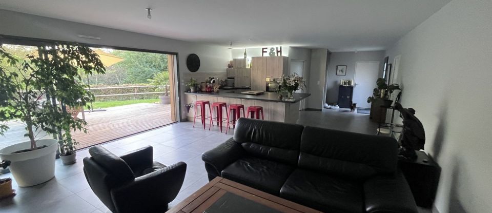 House 5 rooms of 141 m² in Bellême (61130)