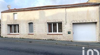Town house 5 rooms of 126 m² in La Romagne (49740)