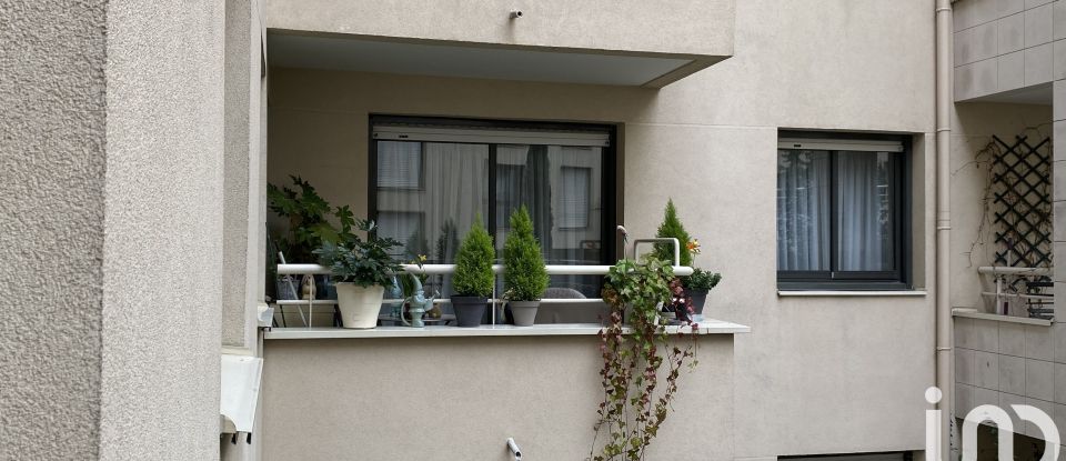Appartement 4 pièces de 89 m² à Paris (75019)