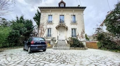 House 7 rooms of 222 m² in Chelles (77500)