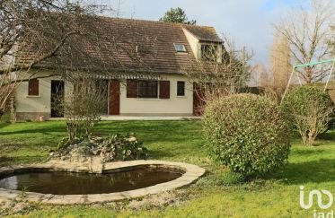 House 7 rooms of 130 m² in Bannost-Villegagnon (77970)