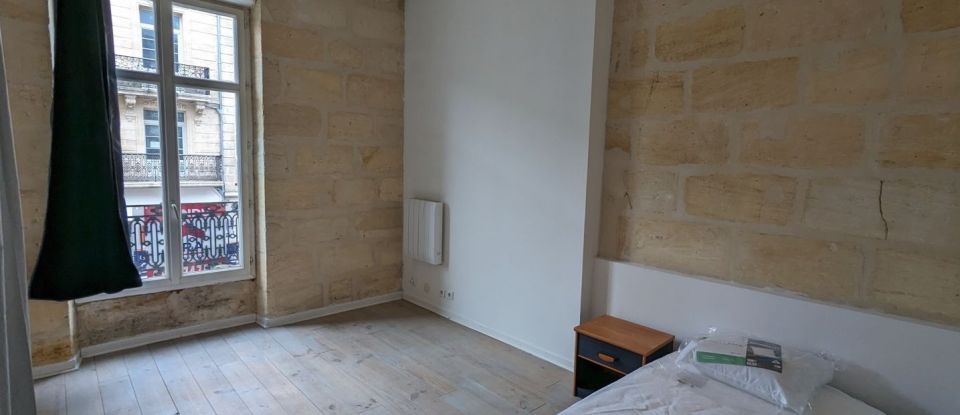Appartement 4 pièces de 95 m² à Bordeaux (33800)