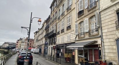 Creperie of 32 m² in Bayonne (64100)