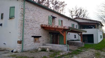 House 8 rooms of 250 m² in Vazerac (82220)