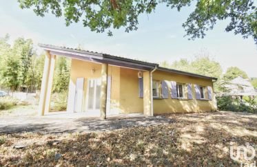House 5 rooms of 87 m² in Saint-Uze (26240)