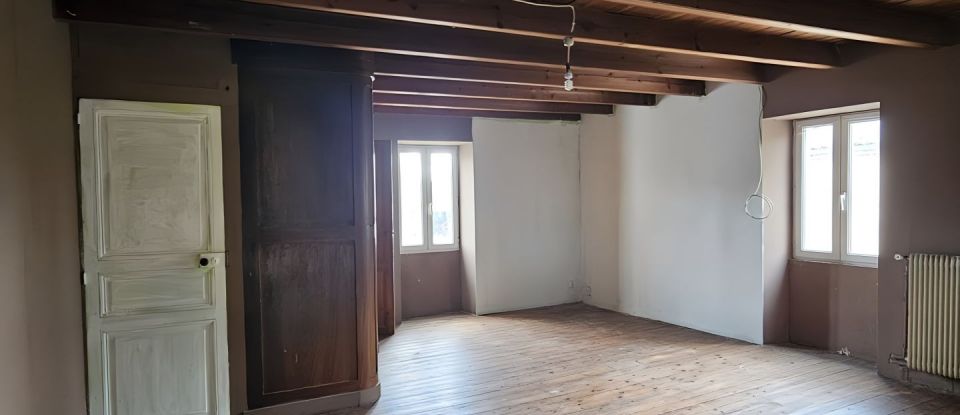 Maison 5 pièces de 145 m² à Fouqueure (16140)