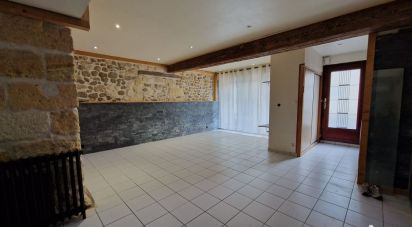 House 5 rooms of 105 m² in Parempuyre (33290)