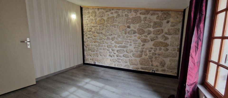 Maison 5 pièces de 105 m² à Parempuyre (33290)