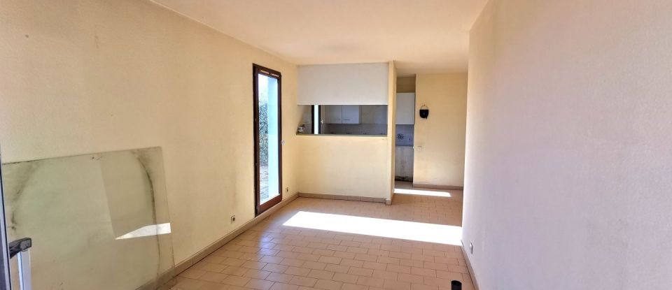 Apartment 4 rooms of 46 m² in Saint-Cyprien (66750)
