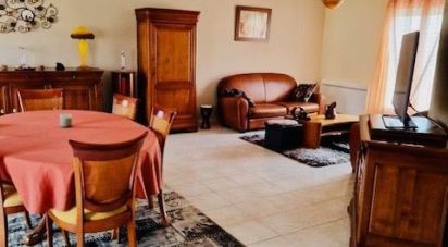House 5 rooms of 114 m² in Soulignonne (17250)