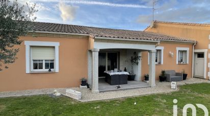 House 7 rooms of 196 m² in Niort (79000)