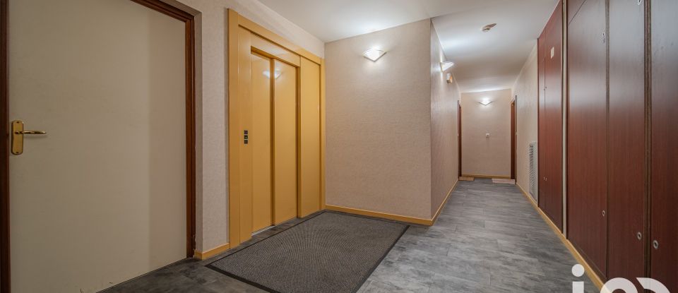 Apartment 3 rooms of 72 m² in Metz (57070)
