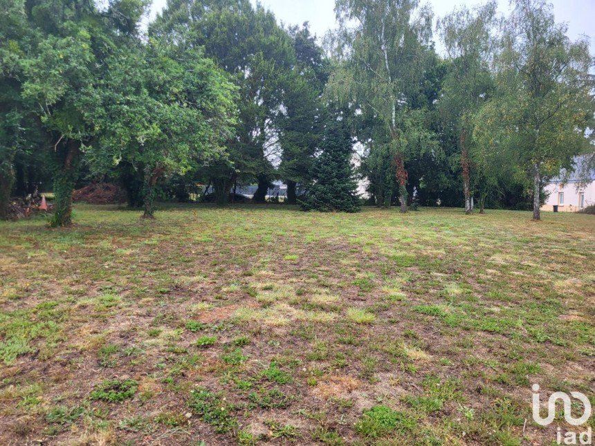 Land of 540 m² in Malville (44260)
