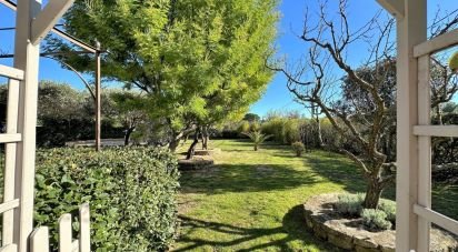 House 6 rooms of 173 m² in Uzès (30700)