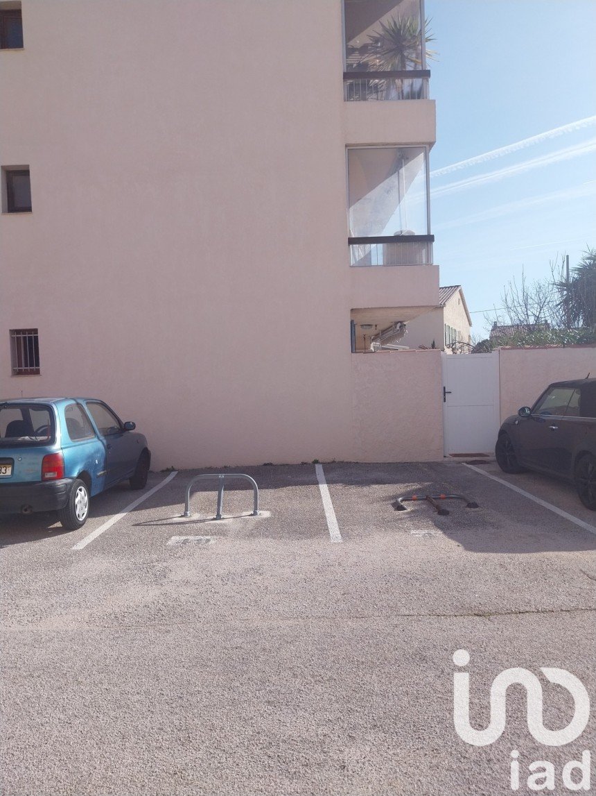 Parking of 26 m² in Six-Fours-les-Plages (83140)