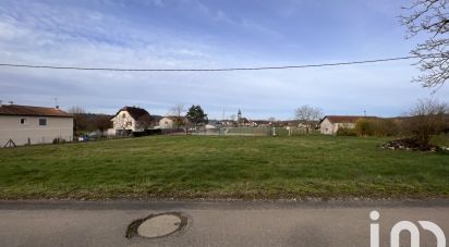 Land of 2,415 m² in Mayrinhac-Lentour (46500)