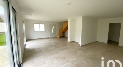 Traditional house 6 rooms of 110 m² in Bois-Guillaume (76230)