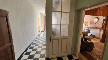 Maison 10 pièces de 166 m² à Saint-Geniès-de-Malgoirès (30190)