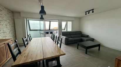 Apartment 3 rooms of 63 m² in Courseulles-sur-Mer (14470)