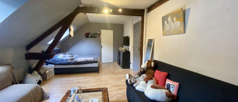 House 8 rooms of 193 m² in Mont-Saint-Père (02400)