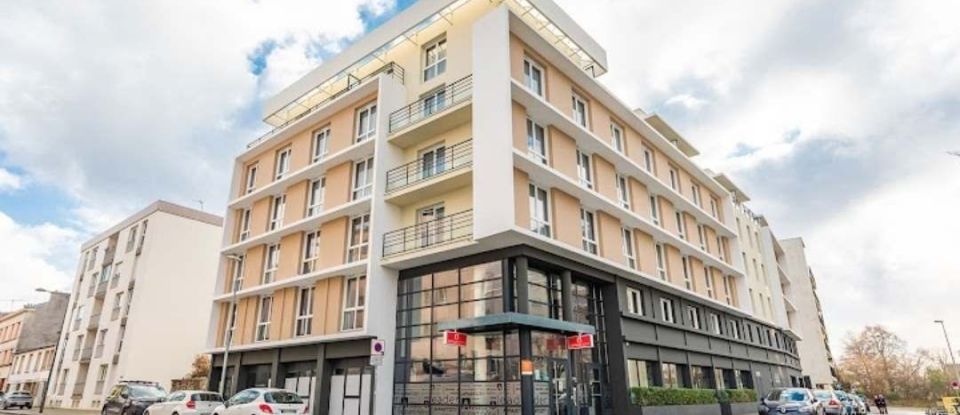 Apartment 3 rooms of 56 m² in Brest (29200)