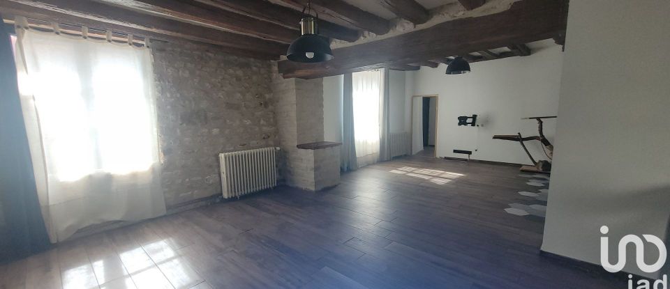 Maison 5 pièces de 140 m² à Saint-Loup-de-Naud (77650)