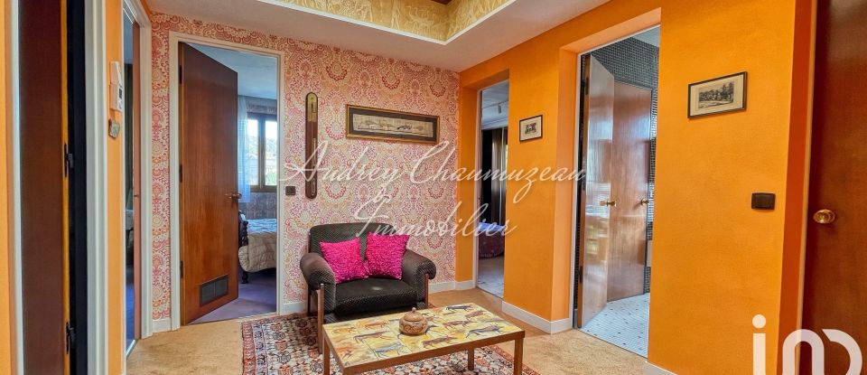 House 5 rooms of 132 m² in Orsay (91400)
