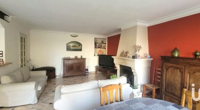 Town house 8 rooms of 215 m² in Mûrs-Erigné (49610)