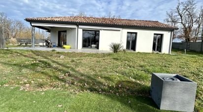 Traditional house 5 rooms of 134 m² in Montdoumerc (46230)