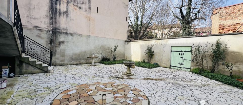 Town house 5 rooms of 135 m² in Moissac (82200)