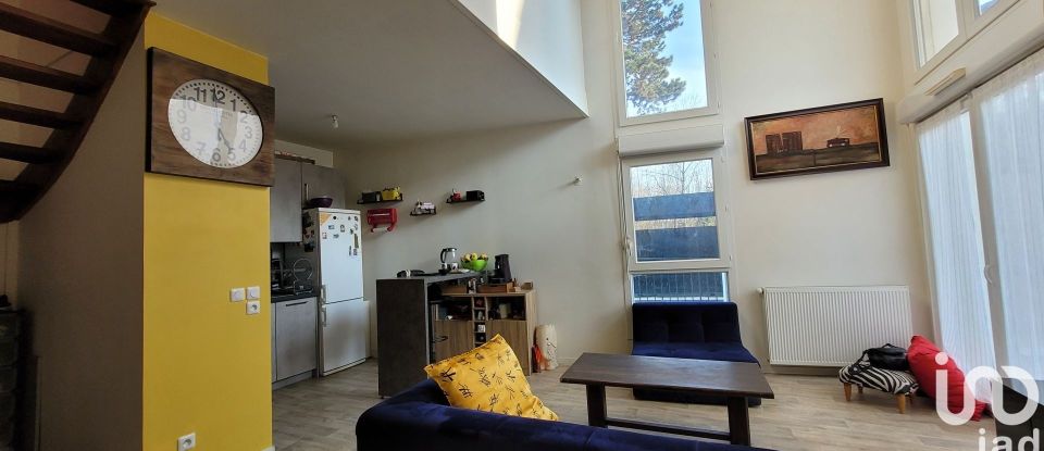 Apartment 4 rooms of 77 m² in Poissy (78300)