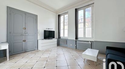 Studio 1 room of 33 m² in Auxerre (89000)