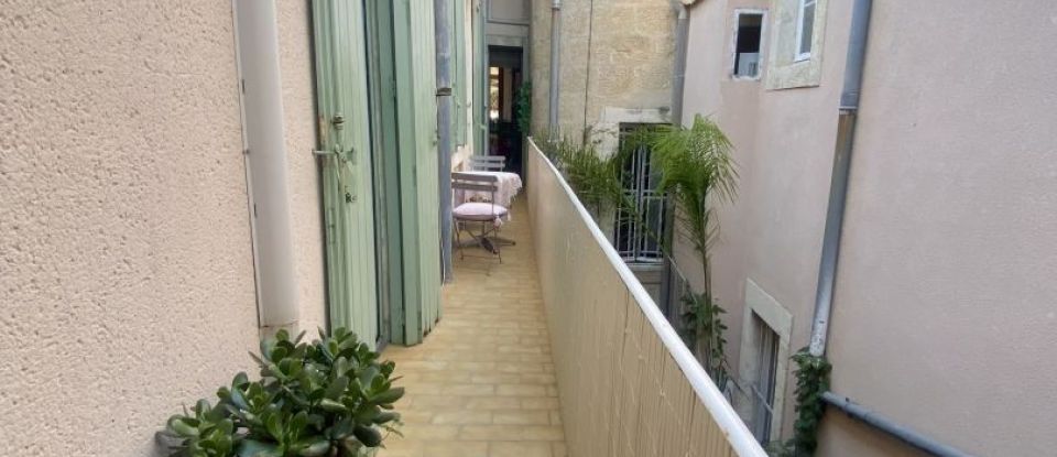 Appartement 6 pièces de 145 m² à Nîmes (30900)