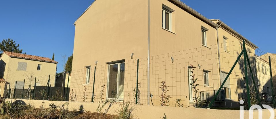 House 4 rooms of 90 m² in Carpentras (84200)
