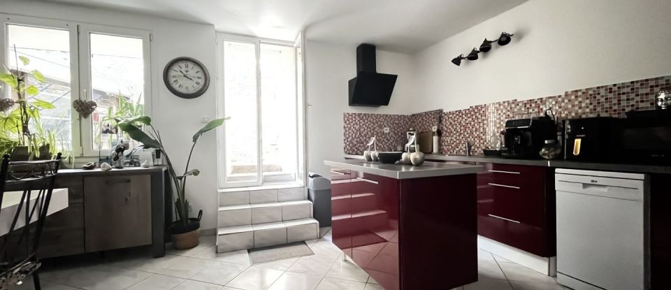Maison 5 pièces de 113 m² à Aigues-Vives (34210)