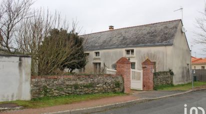 House 4 rooms of 97 m² in Chemillé-en-Anjou (49670)