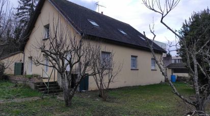 House 6 rooms of 198 m² in Sens (89100)