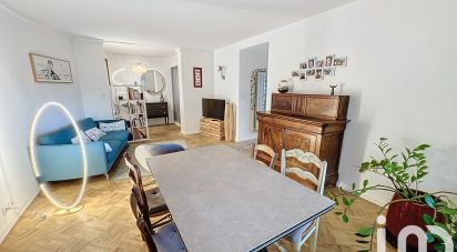Appartement 4 pièces de 71 m² à Marseille (13008)