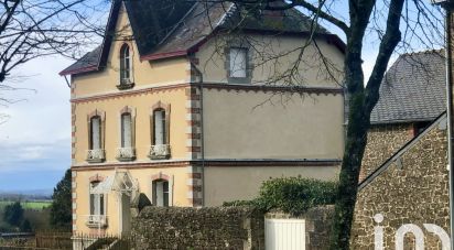 Demeure 8 pièces de 140 m² à Lassay-les-Châteaux (53110)