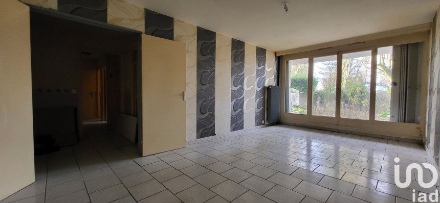 Apartment 3 rooms of 68 m² in Franconville (95130)
