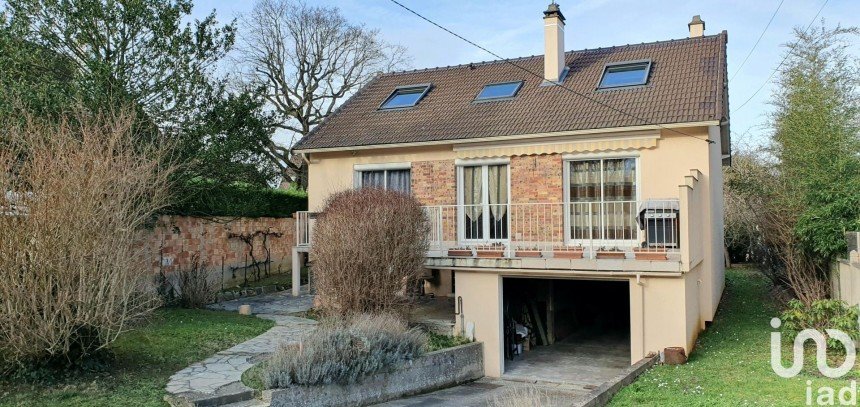 House 6 rooms of 105 m² in Palaiseau (91120)