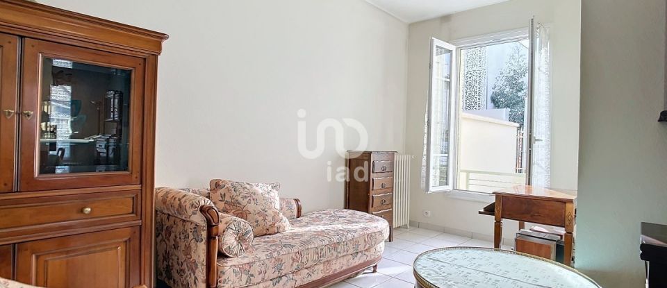 House 5 rooms of 163 m² in Colombes (92700)