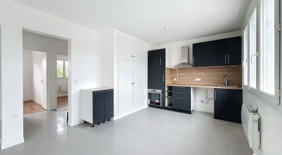 Maison 6 pièces de 110 m² à Sainte-Geneviève-des-Bois (91700)